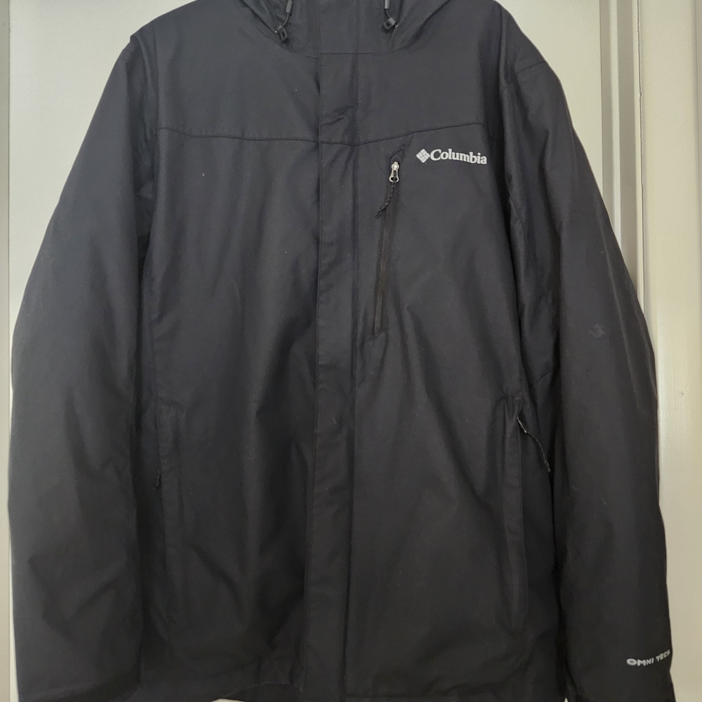 Columbia Men's Black Raincoat